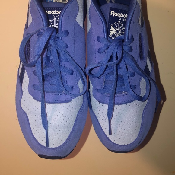 three blue Reebok classics - Picture 6 of 7